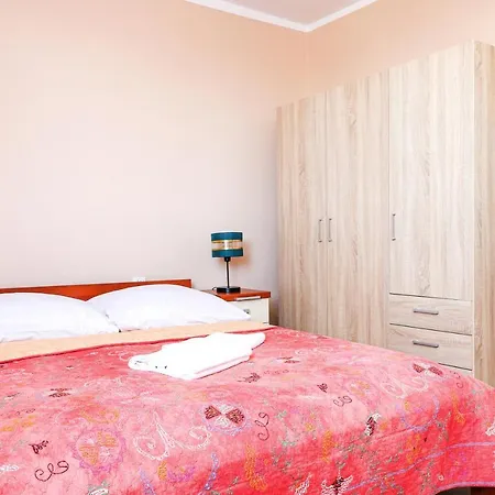 Morena Z Widokiem Z Tarasu Na Morze *