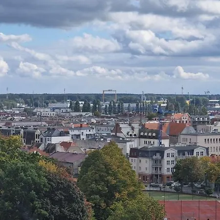 Morena Z Widokiem Z Tarasu Na Morze