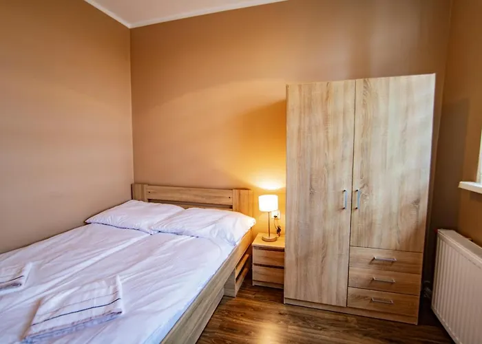 Morena Z Widokiem Z Tarasu Na Morze 슈비노우이스쳬