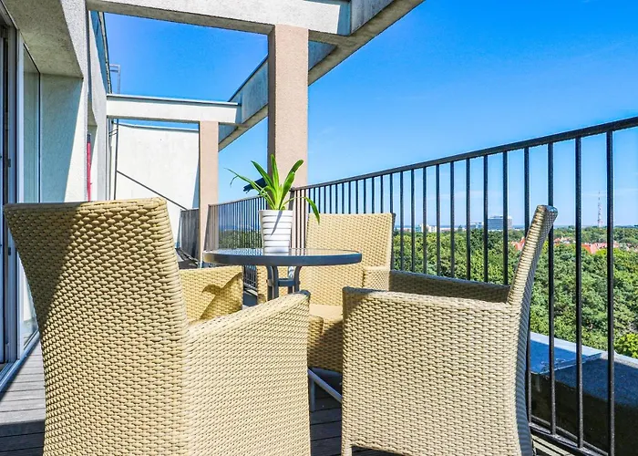 Morena Z Widokiem Z Tarasu Na Morze