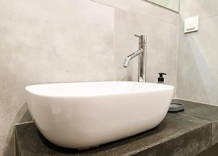 Morena Z Widokiem Z Tarasu Na Morze 아파트 슈비노우이스쳬