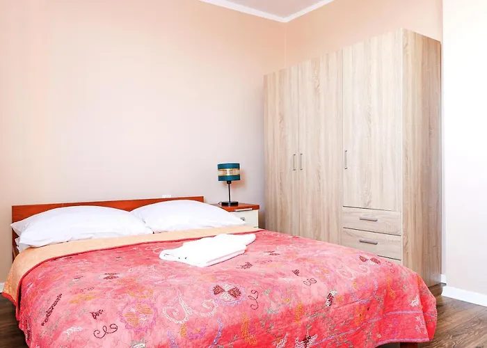 Morena Z Widokiem Z Tarasu Na Morze *