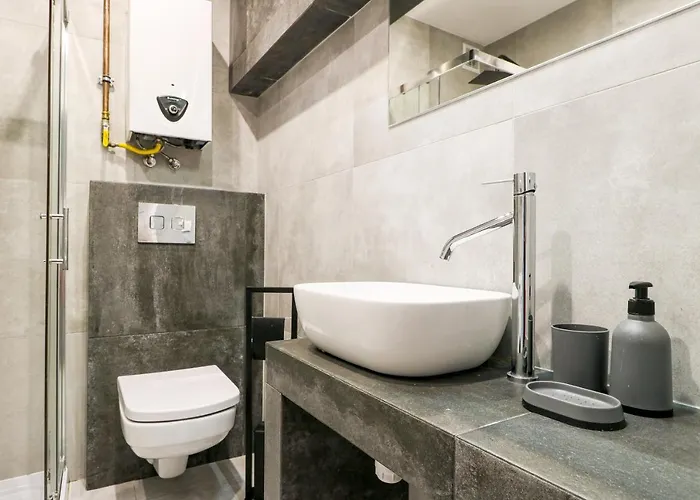 Morena Z Widokiem Z Tarasu Na Morze 슈비노우이스쳬